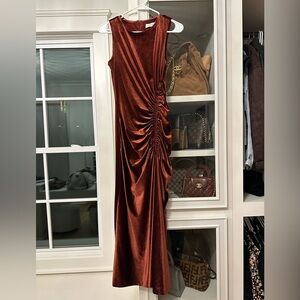 Taylor Velvet Gown